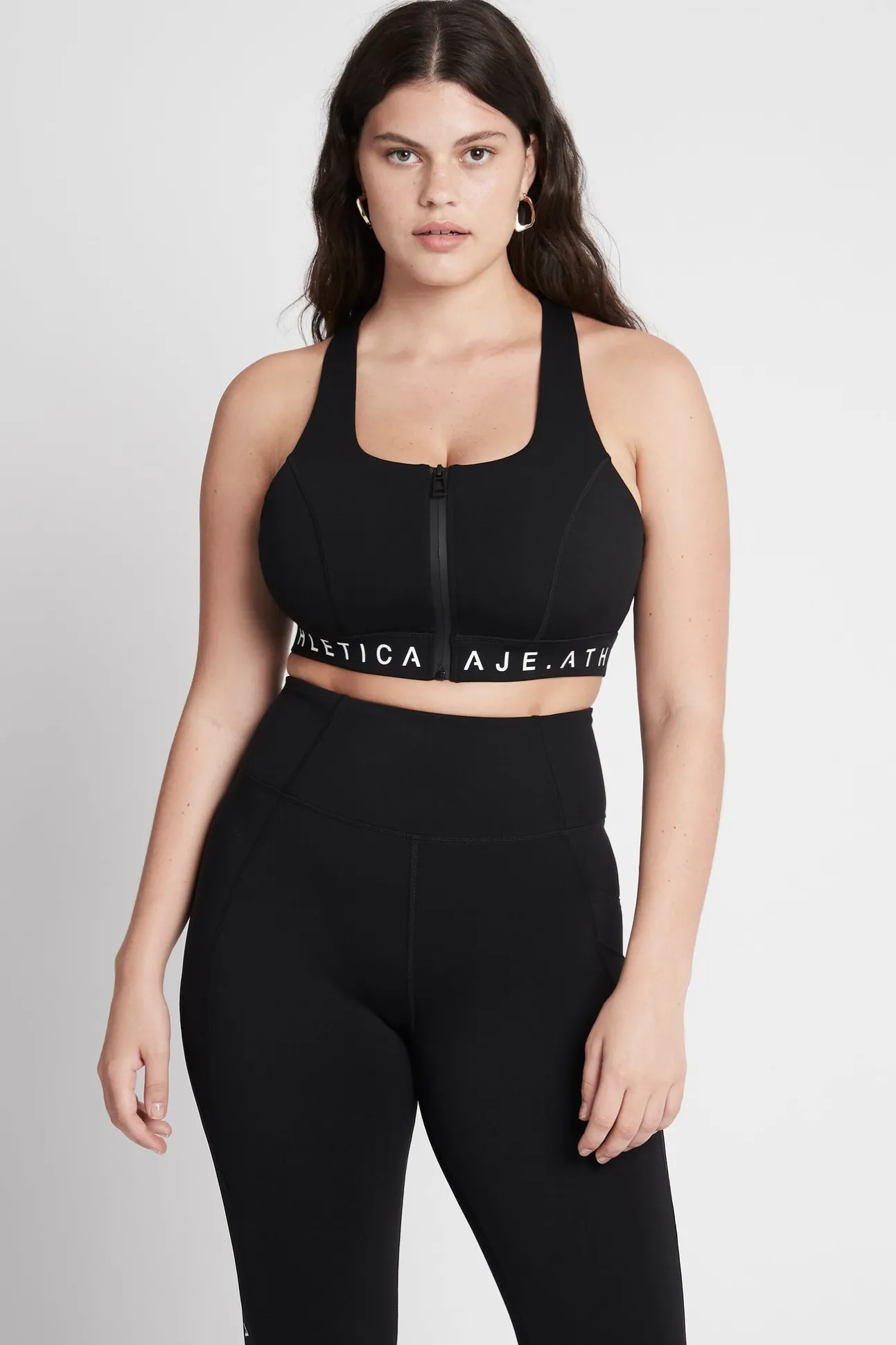 zip_front_logotape_sports_7.webp Zip Front Logotape Sports Bra 319
