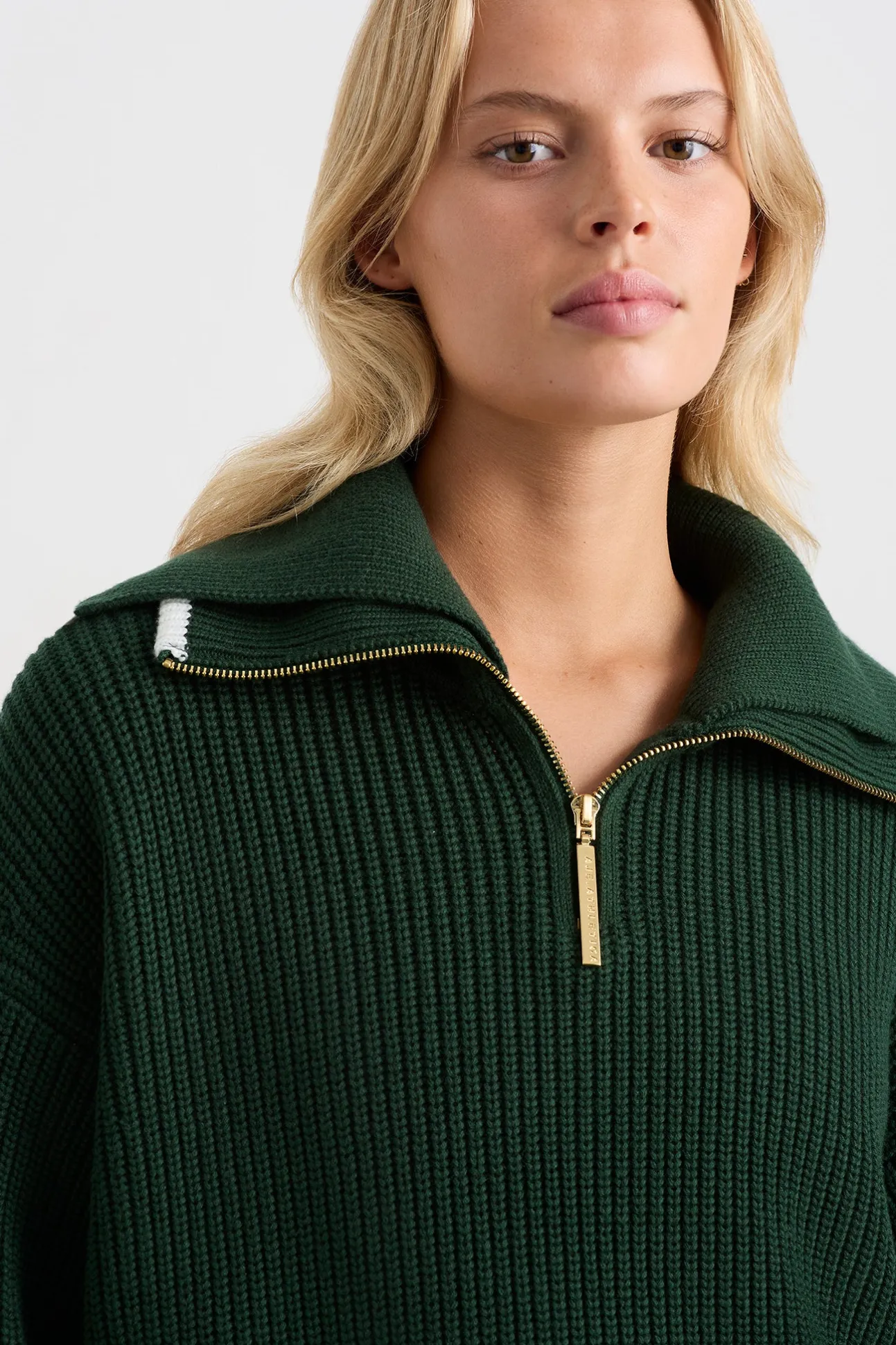 zip_ribbed_knit_jumper__7-1.webp 1/4 Zip Ribbed Knit Jumper 431